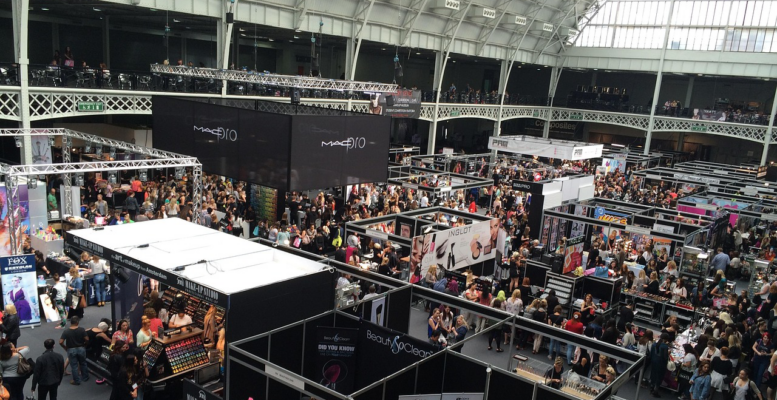 7 Ways to Increase Footfall with Displays for Trade Shows
